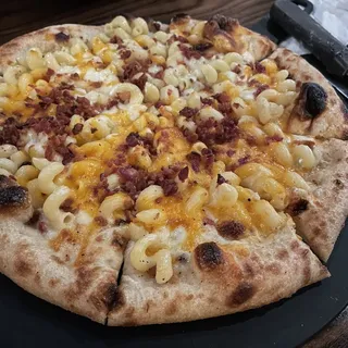 Cheddar Mac Pie