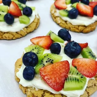 a variety of fruit on a cookie