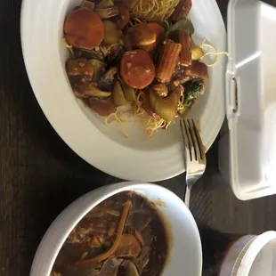 Hot &amp; Sour soup, Pan fried noodles with vegetables.