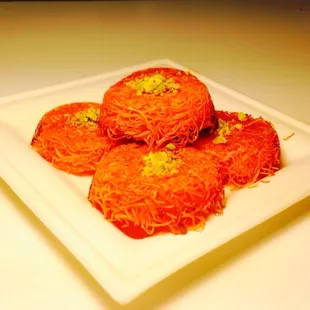 Delicious cream kunafa