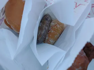 BB's Donuts