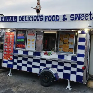 Delicious Food & Sweet