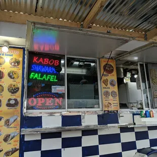 The main window of the food truck.
