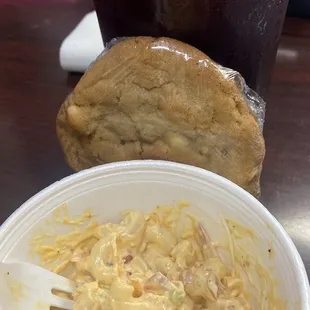 Agua fresca/cookie/Mac salad (oh so good)