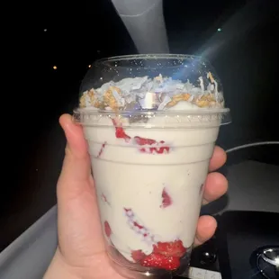 Fresas con Crema  size XS :)