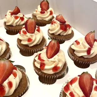 Strawberries n Cream