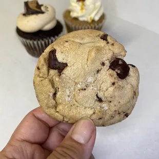 Cookies and Cupcakes by Deliciously Vegan SF