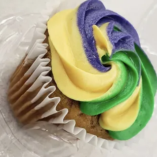 Mardi Gras King Cake Cinnamon Vanilla Vegan Cupcake.