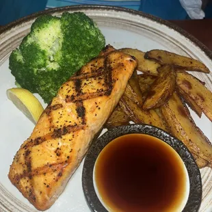 Teriyaki Salmon with broccoli &amp; Yukon gold potatoes