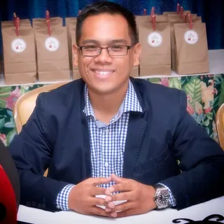 Edgar M.