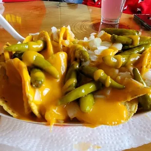 Nachos with sport peppers