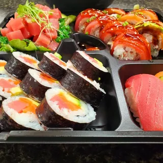 44.Delish Family Value Rainbow Fusion Bento Special* (Good for 2person)