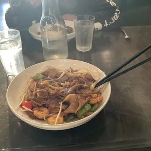 Drunken Noodles is my go to when I'm trying out a new Thai restaurant ... and this is tasty!!