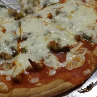Buffalo chicken GF pizza