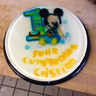 a mickey mouse cake