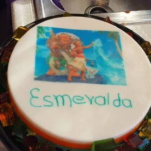 the picture doesnt look good and i didnt like the writting of the name