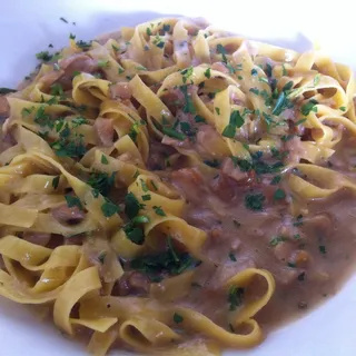 Tagliatelle Ai Porcini