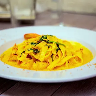shrimp &amp; scallop linguine