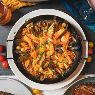 Valencia Style Paella