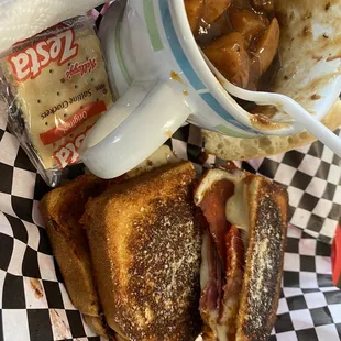 Italian grilled cheese