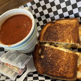 Brisket grilled cheese combo