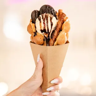 Cookies and Cream Bubble Waffle