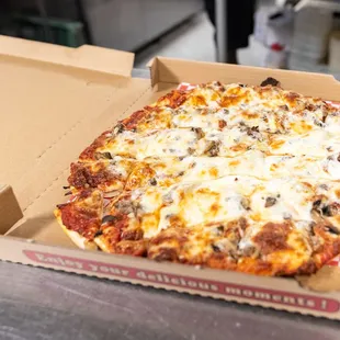 food, pizza