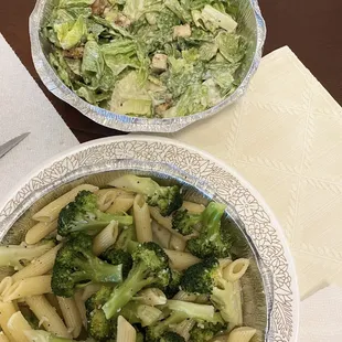 Penne with broccoli in garlic oil