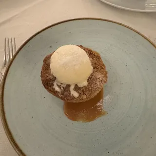 Classic Pie a la Mode