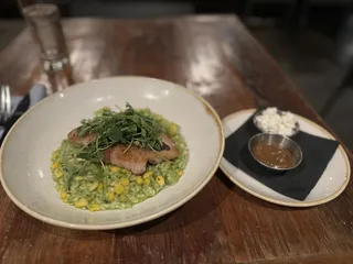 Alley Cat Oyster Bar