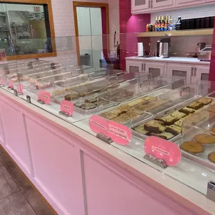 Cupcakes, cake, mini pies