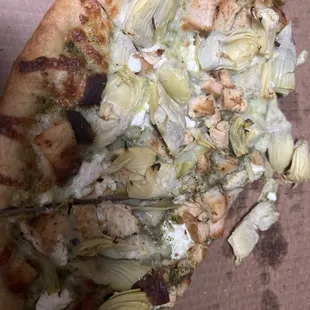 Artichoke pizza
