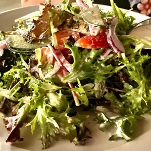 Farm house salad with chicken.