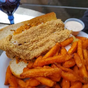 Catfish po boy