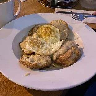 Biscuits and gravy from scratch
