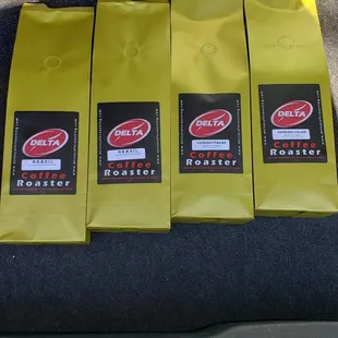 4 lbs of the fresh goodies.