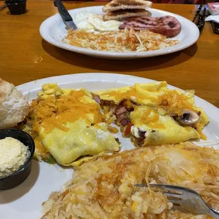 Delta Omelette and Ham breakfast. Nothing was from scratch.