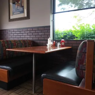 a view of a diner's booth