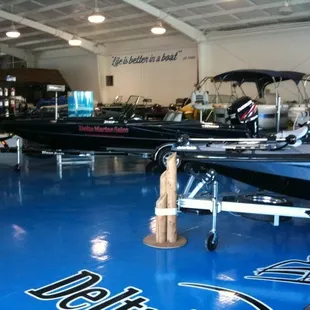 Showroom Entry
