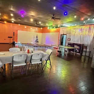 Their dinning area. Already setup for Christmas.