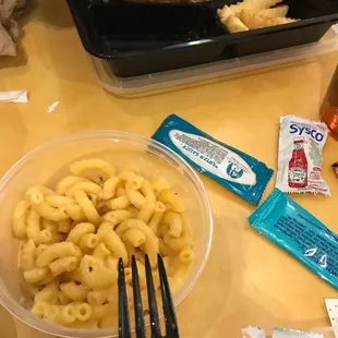 Mac and cheese. Was delicious!!  The 2 piece chicken as you can see is gone was delicious!!!