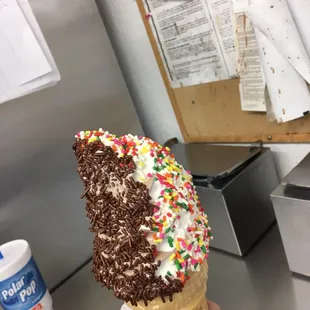 Soft serve Swirl with sprinkles