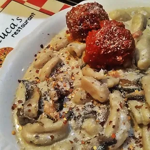Best ever Pasta  Wowed Gnocchi n Ravioli filled with Sausage smothered with Sicilian Spicy Cream Sauce OMG instant addiction