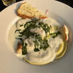 Pesto ravioli