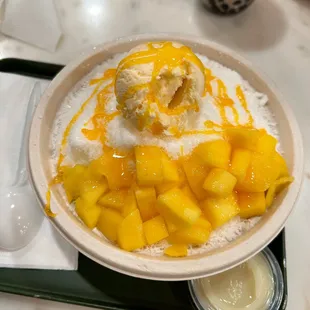 mango bingsu
