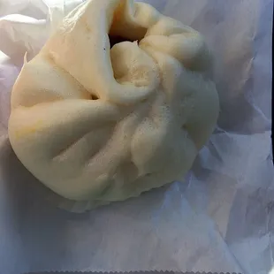 Omg fresh steamed buns!!!