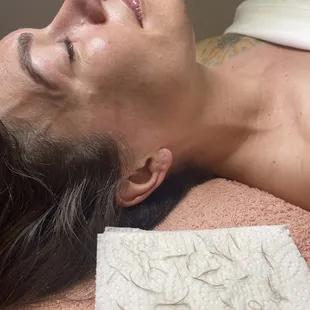 Dermaplane facial