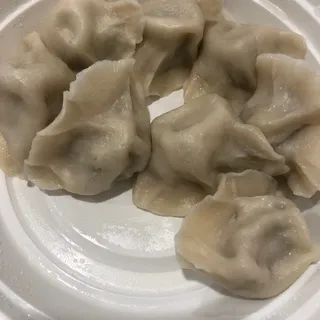 8 Piece Boiled Pork and Leek Dumplings