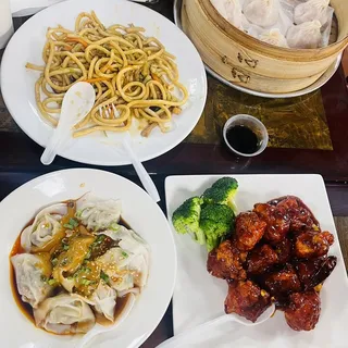 Pork Shanghai Lo Mein