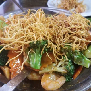 Shrimp Pan Fried Noodle